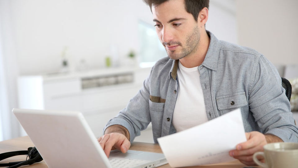 How a self-employed person can apply